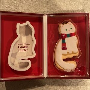 Fancy Feast 2021 Cat Christmas & ornament cookie cutter new